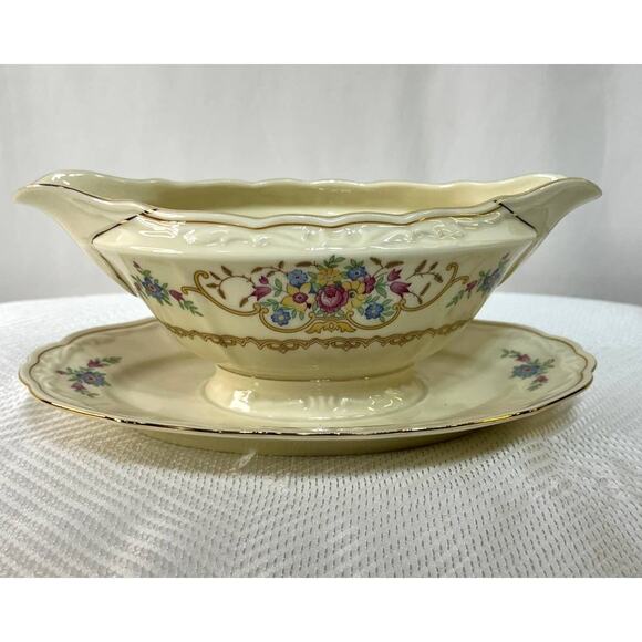Gravy Boat W/ Underplate Morro Castle Eschenbach Lohengrin China Cream Gold VG++ - Picture 1 of 7